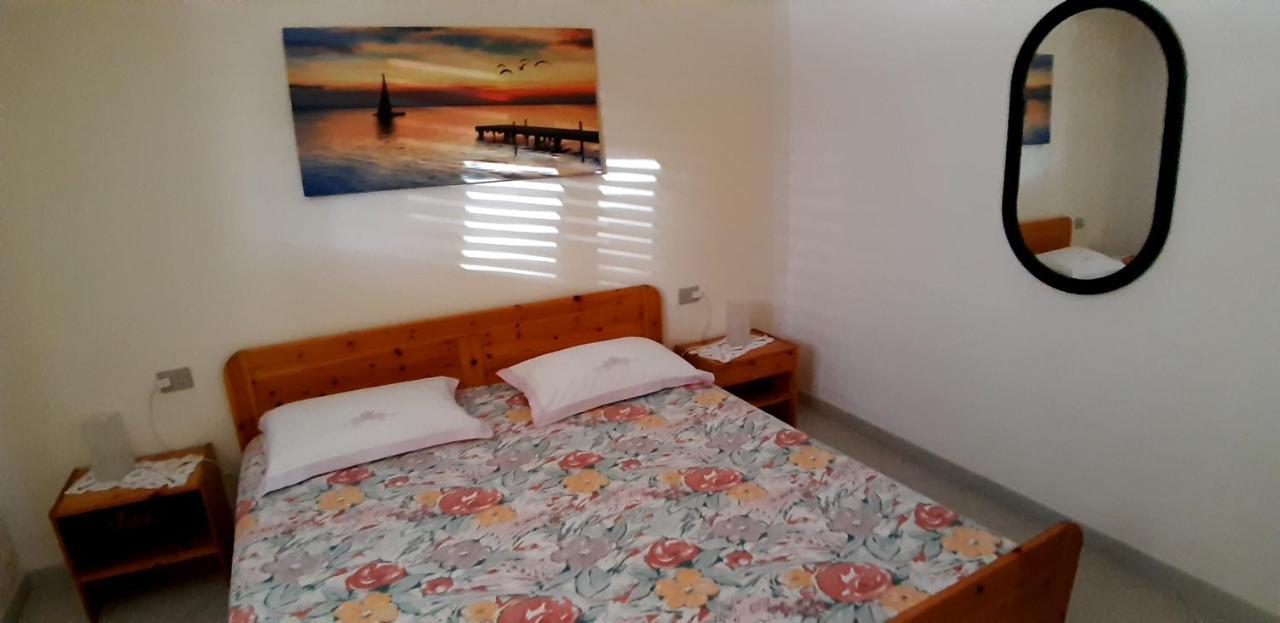 Phiniscollis B&B La Caletta Exteriér fotografie